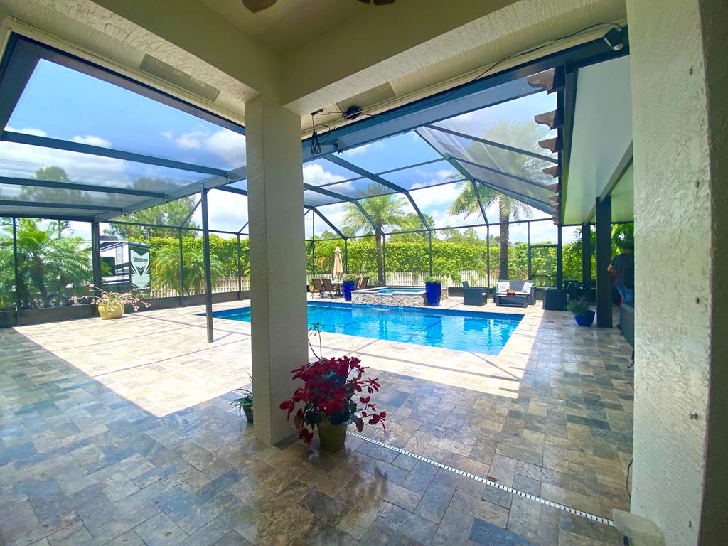 14977 Key Lime Boulevard