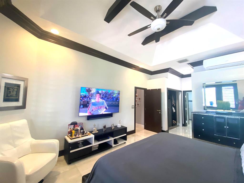 14977 Key Lime Boulevard