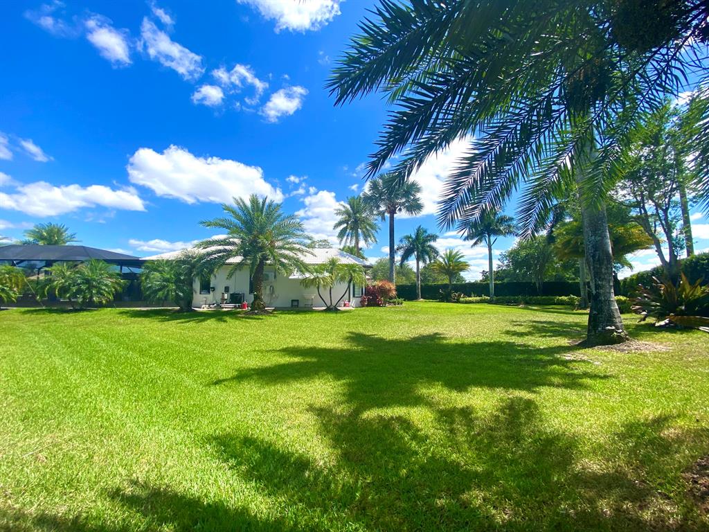 14977 Key Lime Boulevard