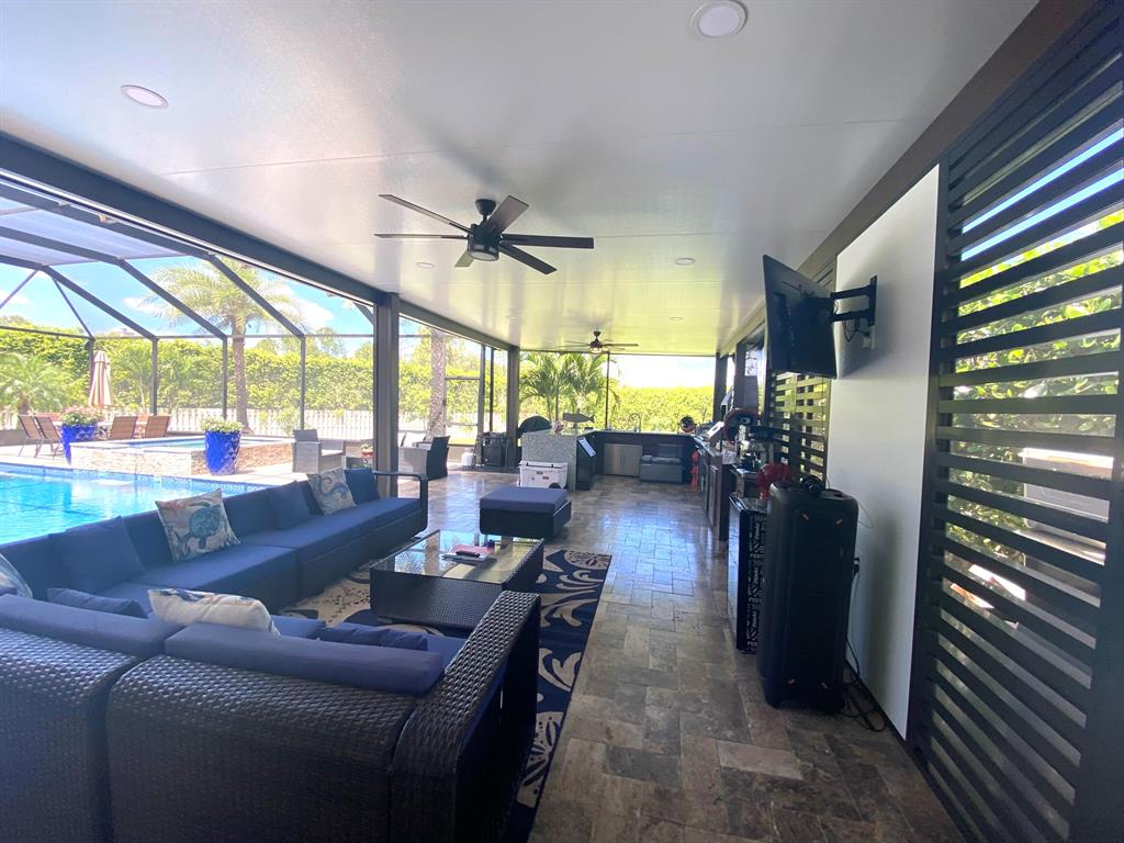 14977 Key Lime Boulevard