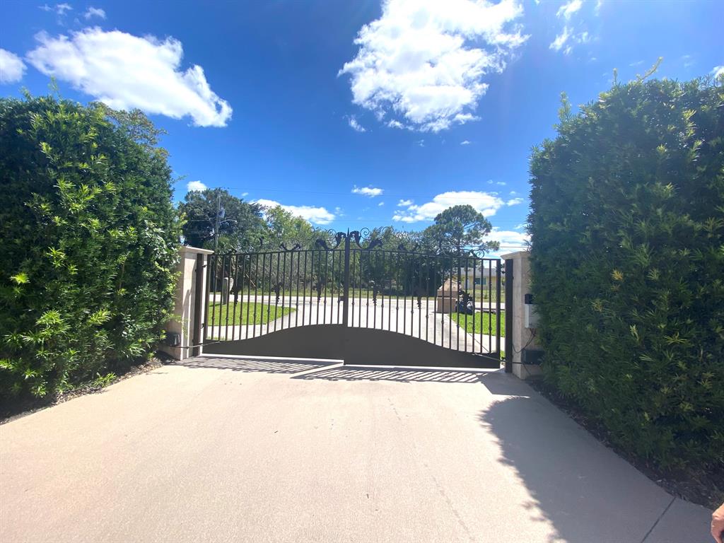 14977 Key Lime Boulevard