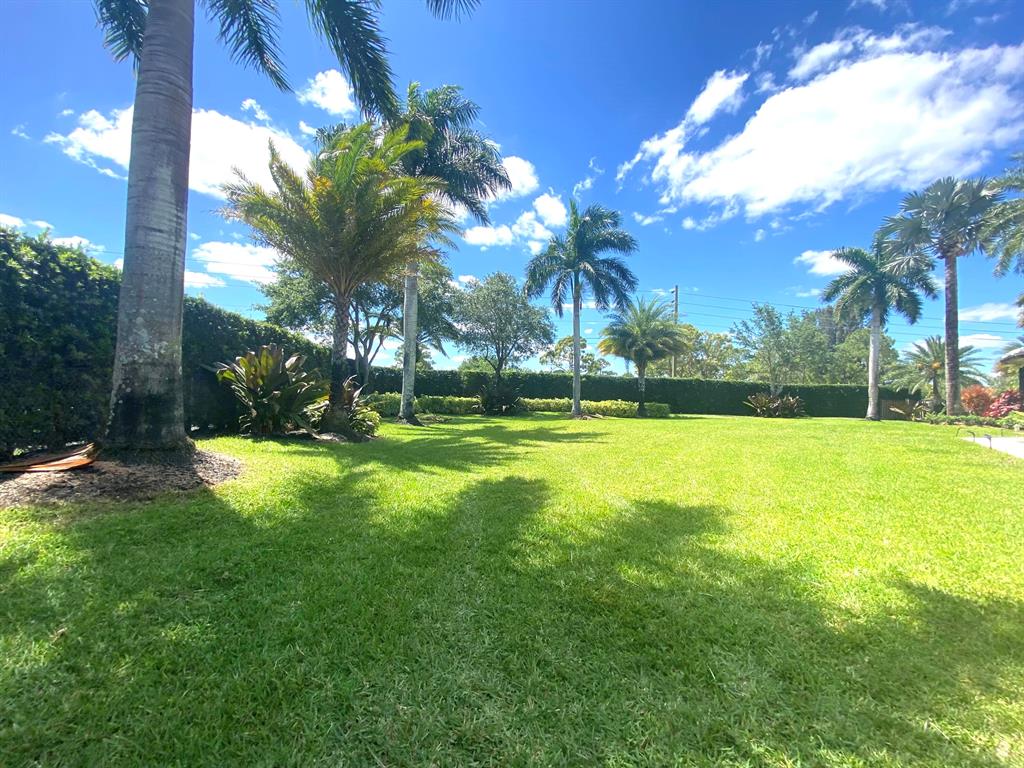 14977 Key Lime Boulevard