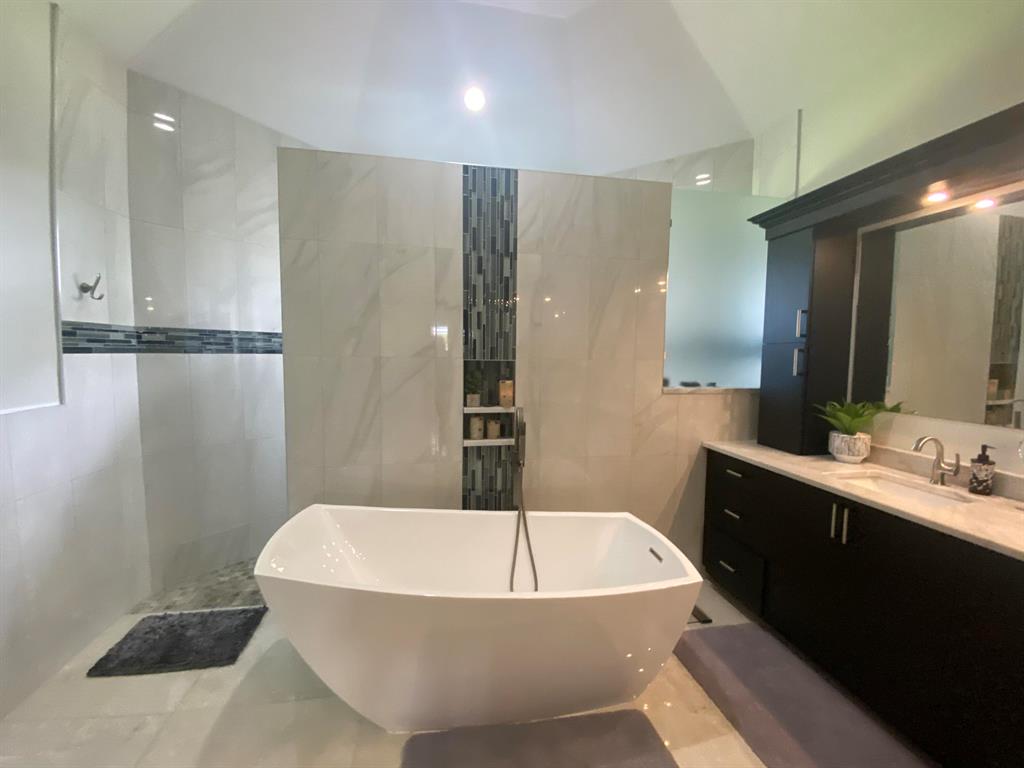 14977 Key Lime Boulevard