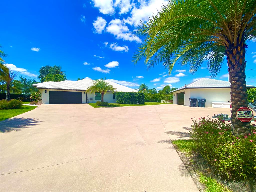 14977 Key Lime Boulevard