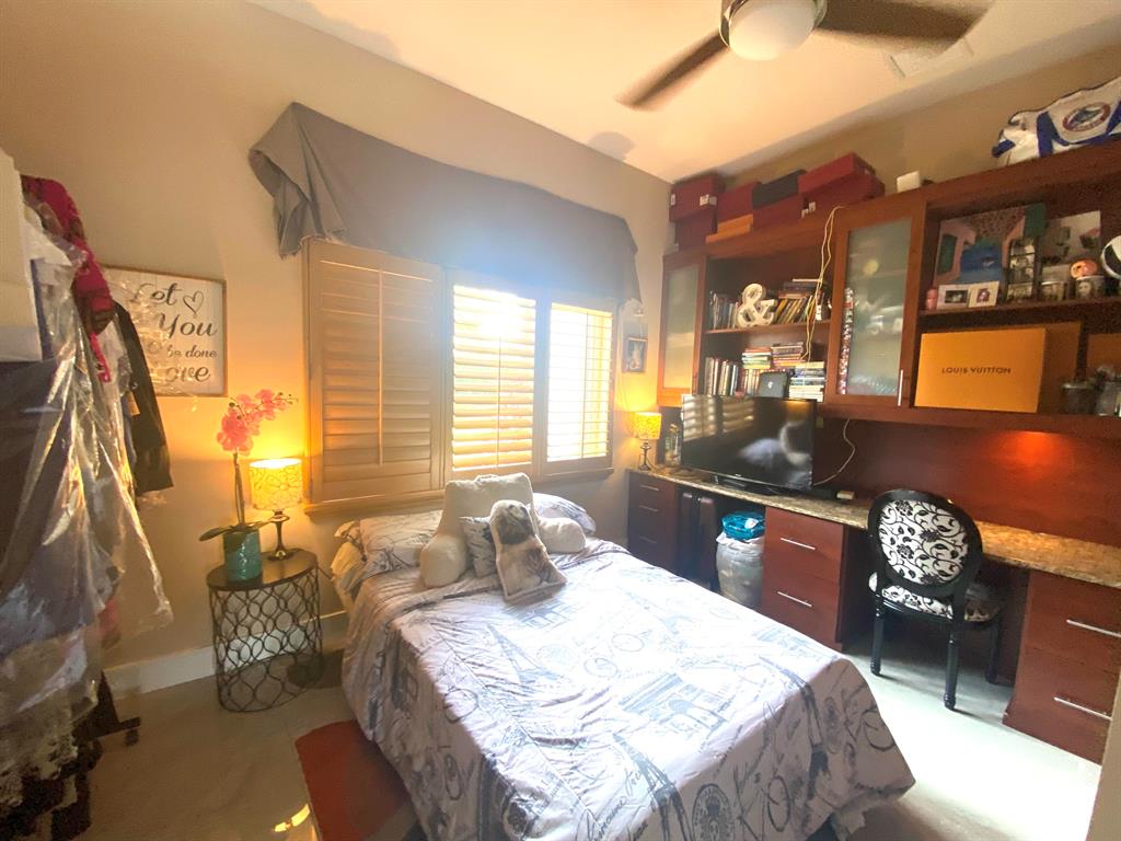 14977 Key Lime Boulevard