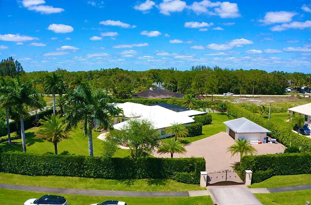 14977 Key Lime Boulevard