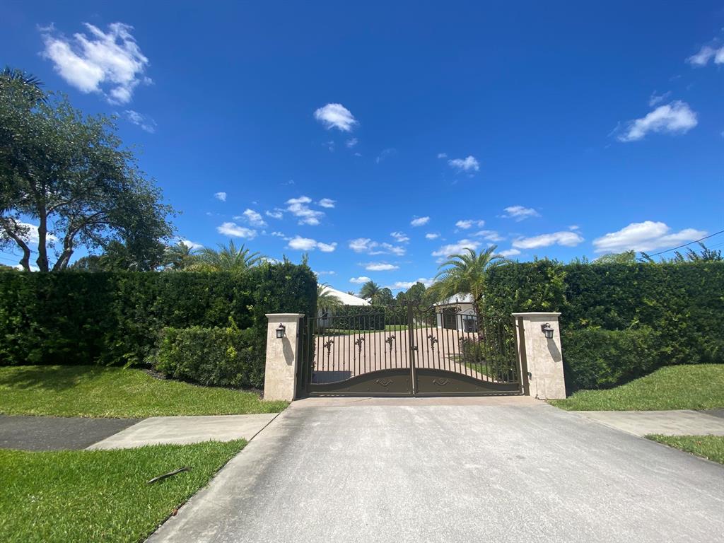 14977 Key Lime Boulevard