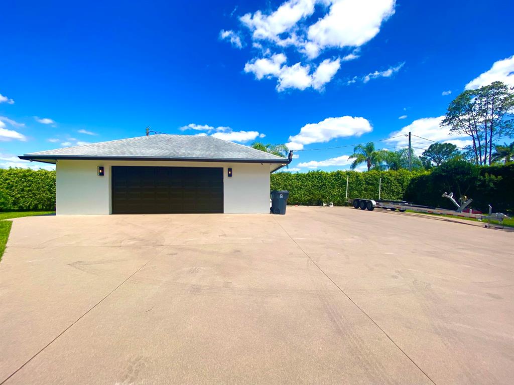 14977 Key Lime Boulevard