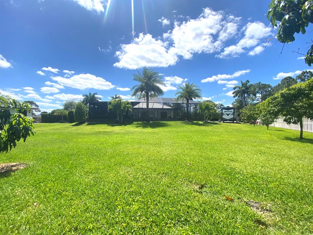 14977 Key Lime Boulevard