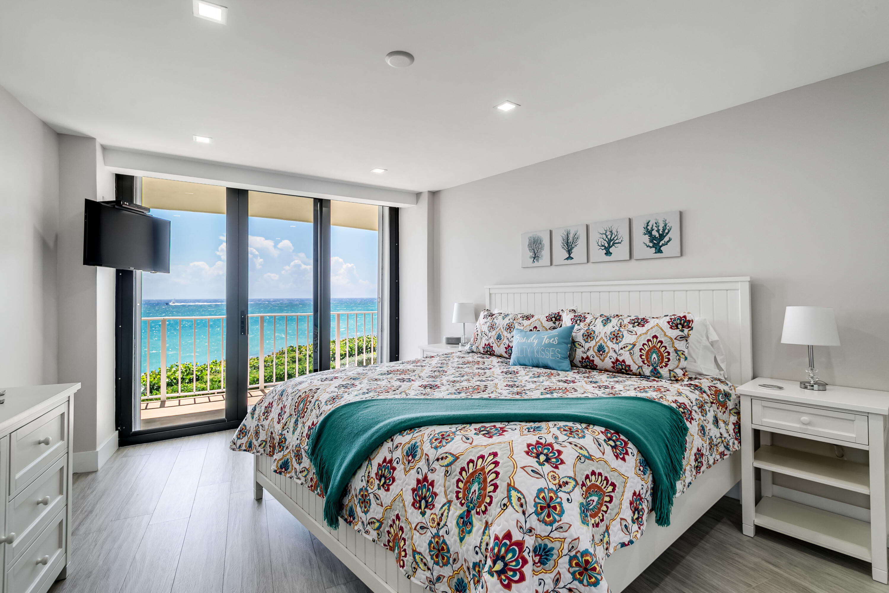 3360 S Ocean Boulevard Unit: 3 Dii