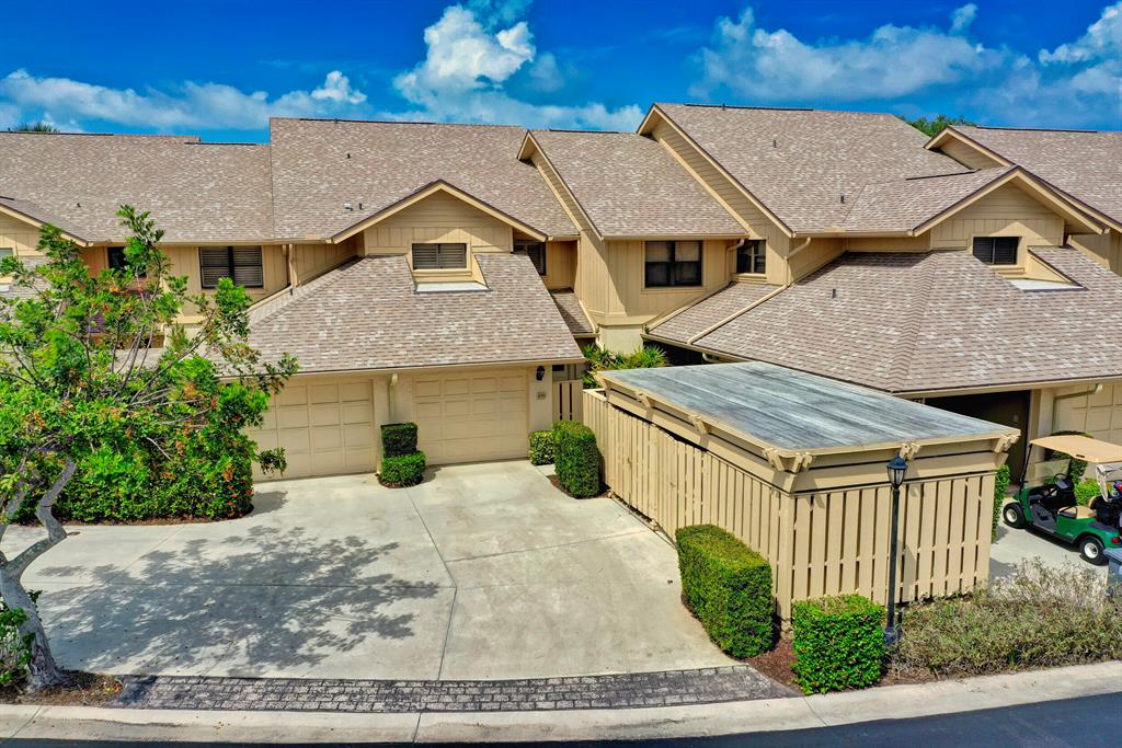 16914 Waterbend Drive Unit: 270