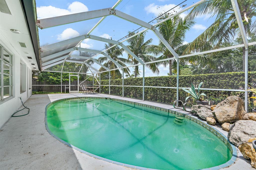 1813 Arlington Drive