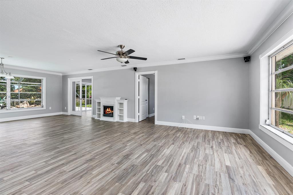 1813 Arlington Drive