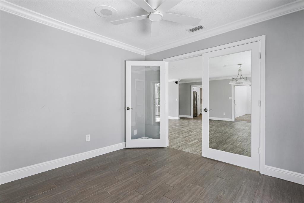 1813 Arlington Drive