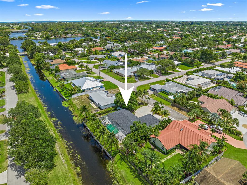 1813 Arlington Drive