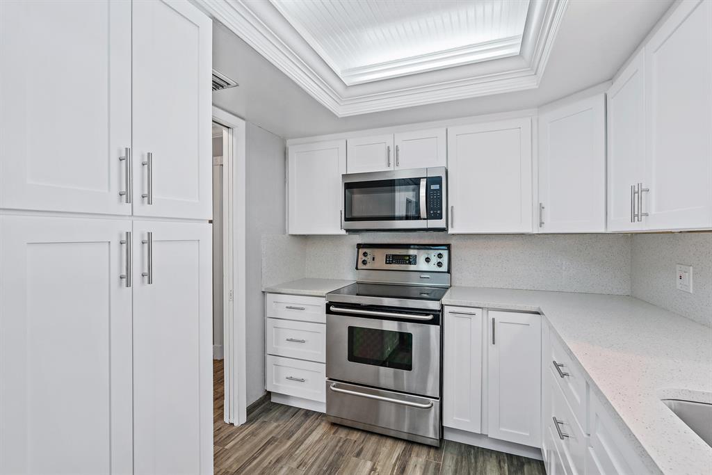 1813 Arlington Drive