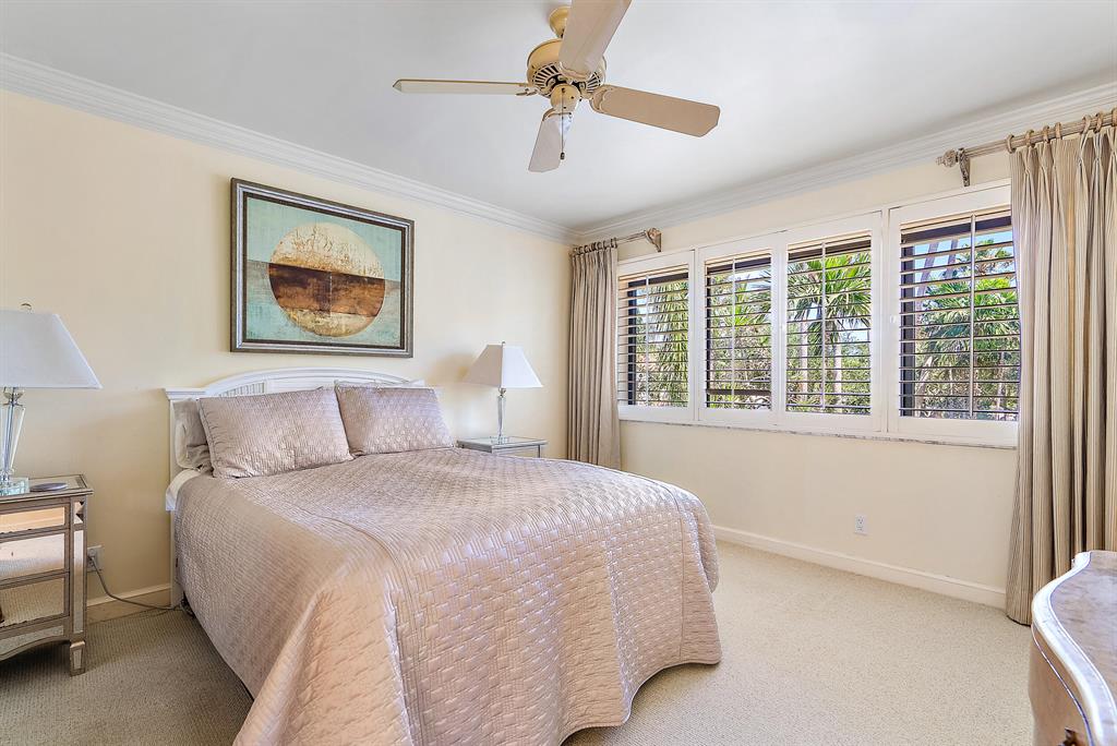 5552 N Ocean Boulevard