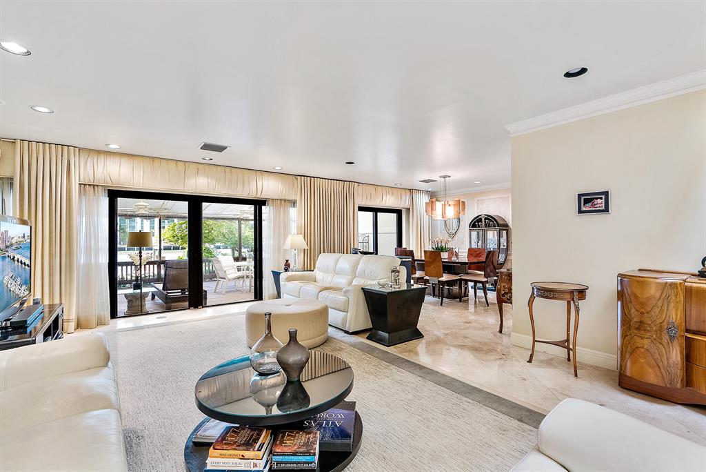 5552 N Ocean Boulevard