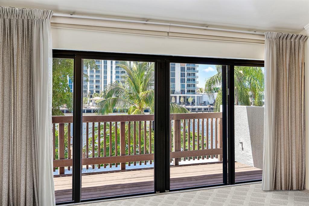 5552 N Ocean Boulevard