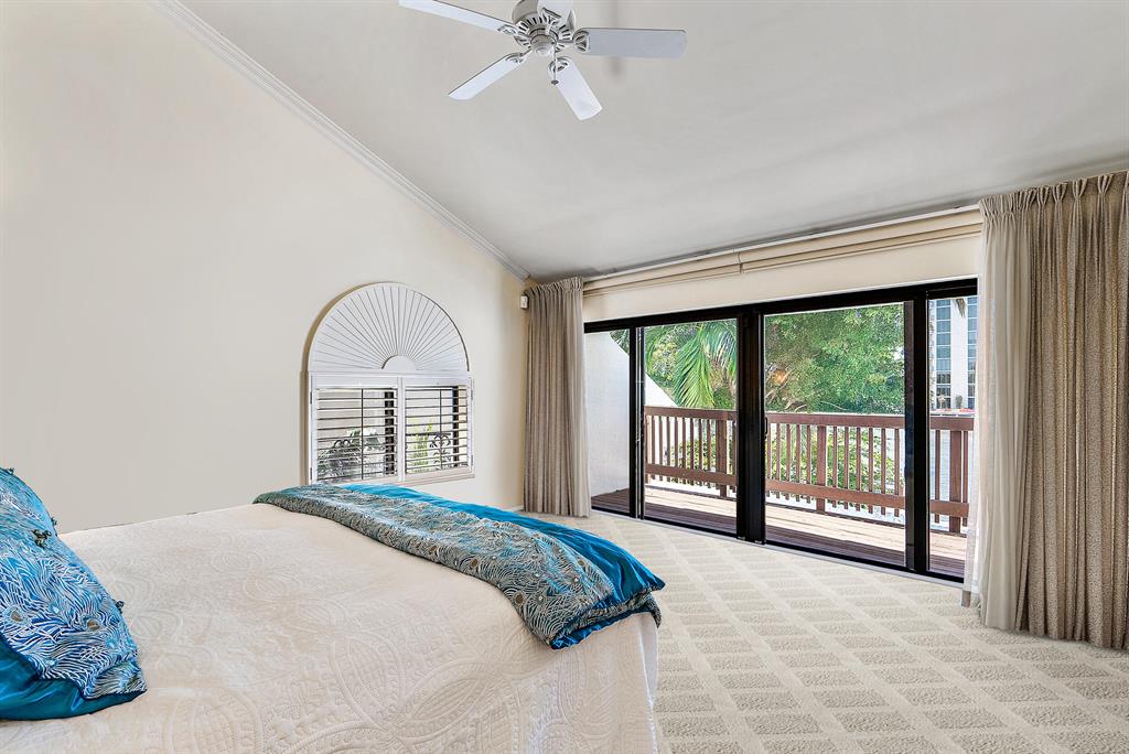 5552 N Ocean Boulevard