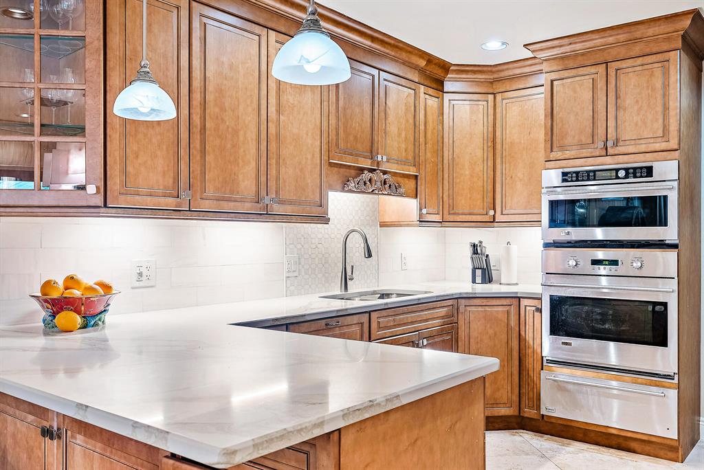 5552 N Ocean Boulevard