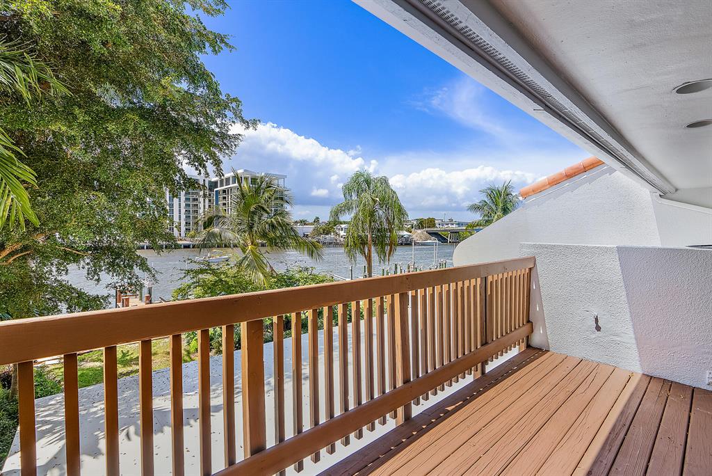 5552 N Ocean Boulevard