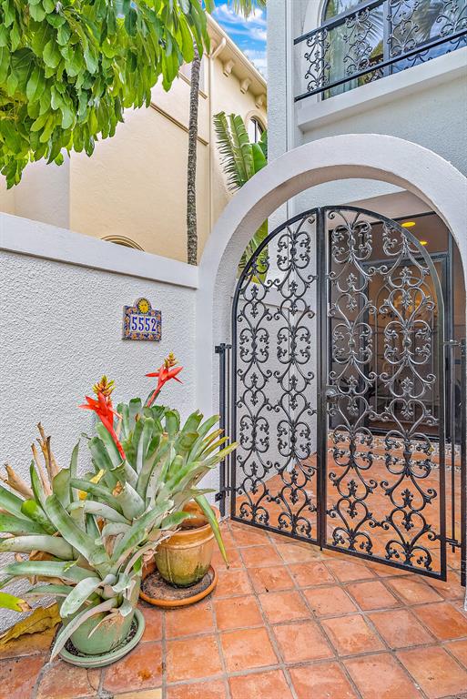 5552 N Ocean Boulevard