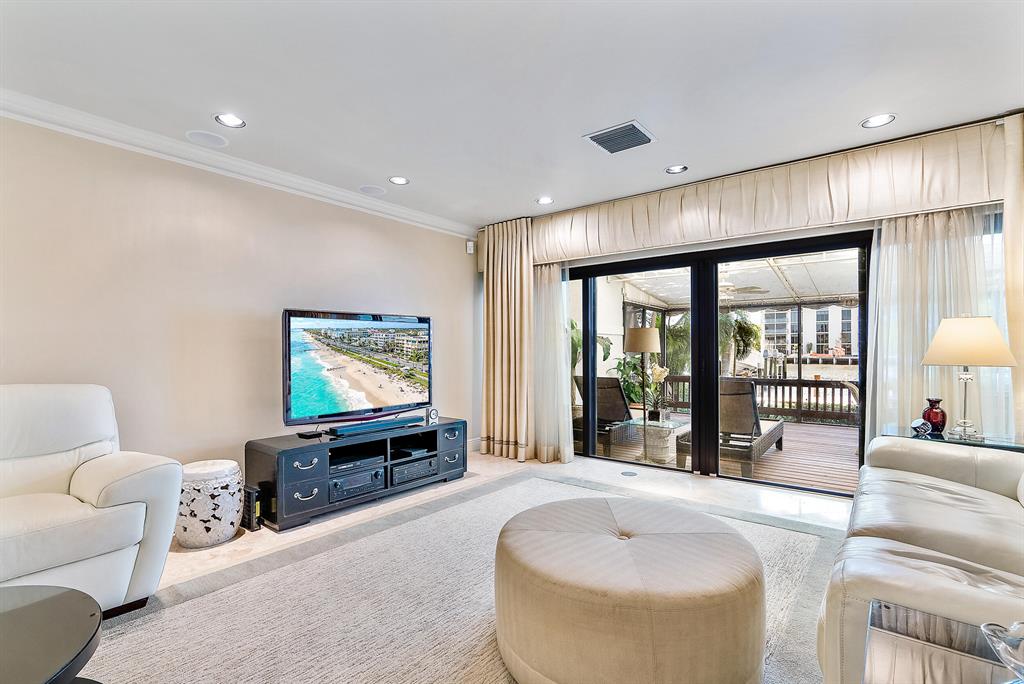 5552 N Ocean Boulevard