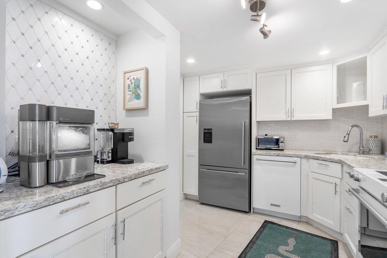 2760 S Ocean Boulevard Unit: 508