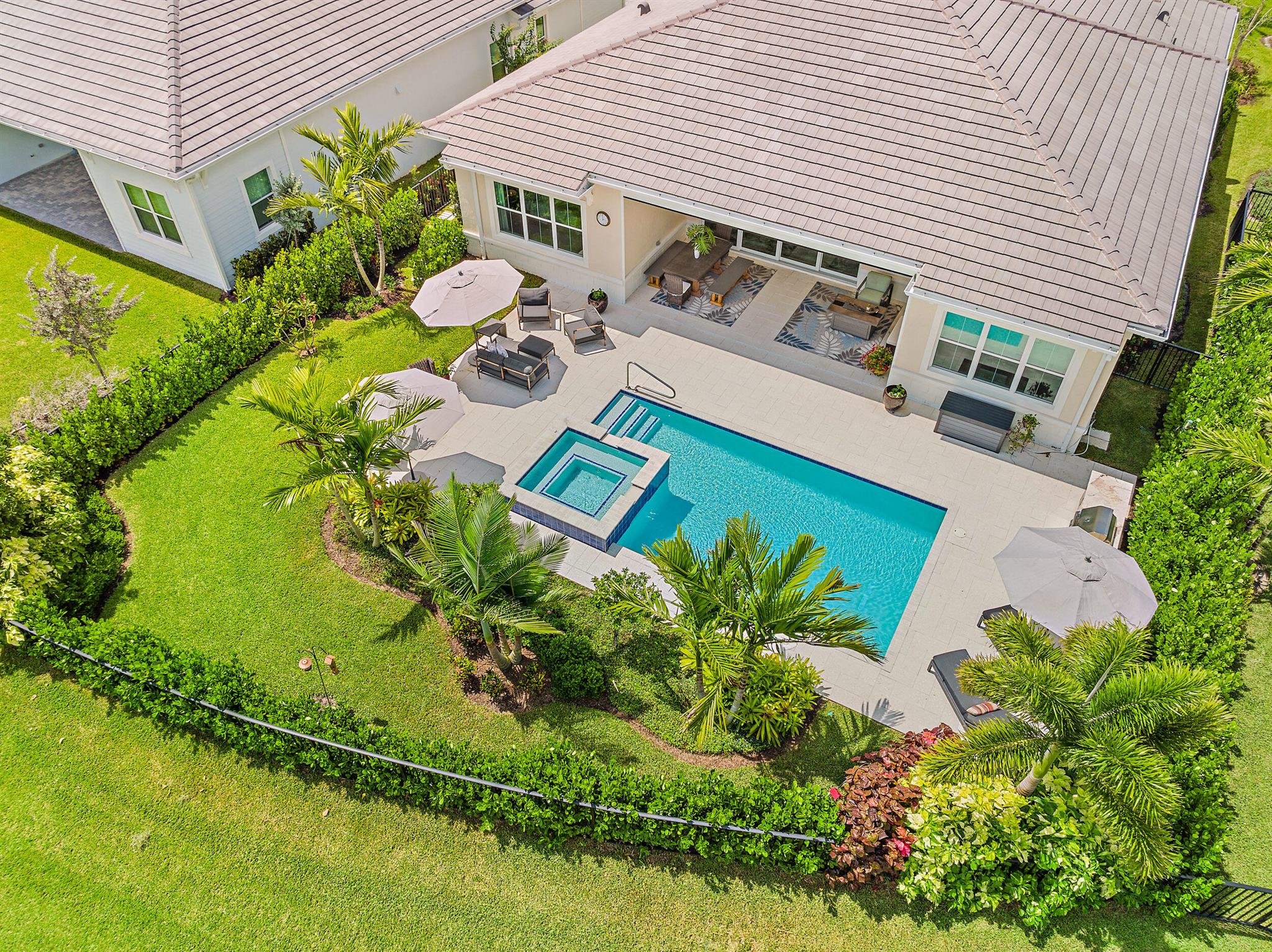 9171 Crestview Circle