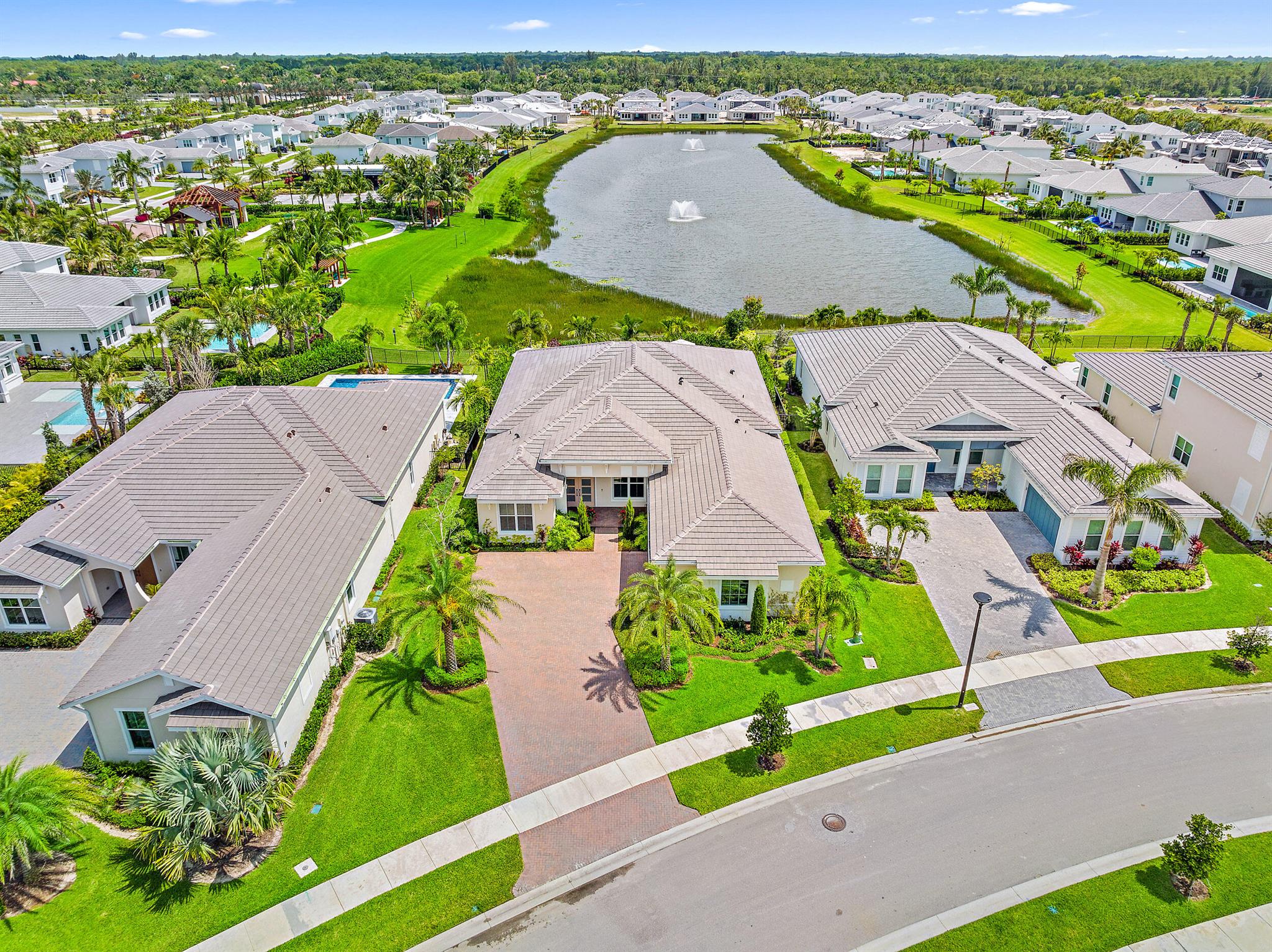 9171 Crestview Circle