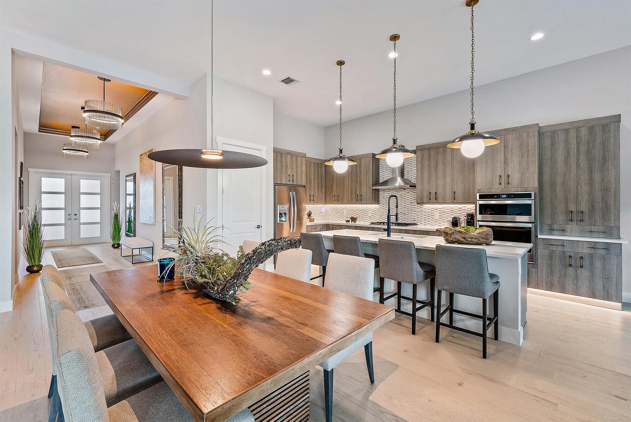 9171 Crestview Circle