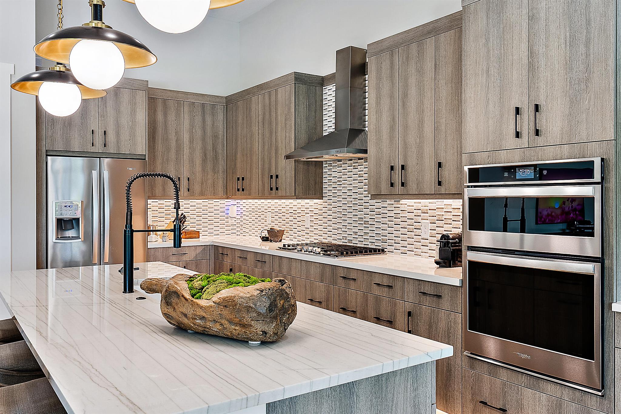 9171 Crestview Circle