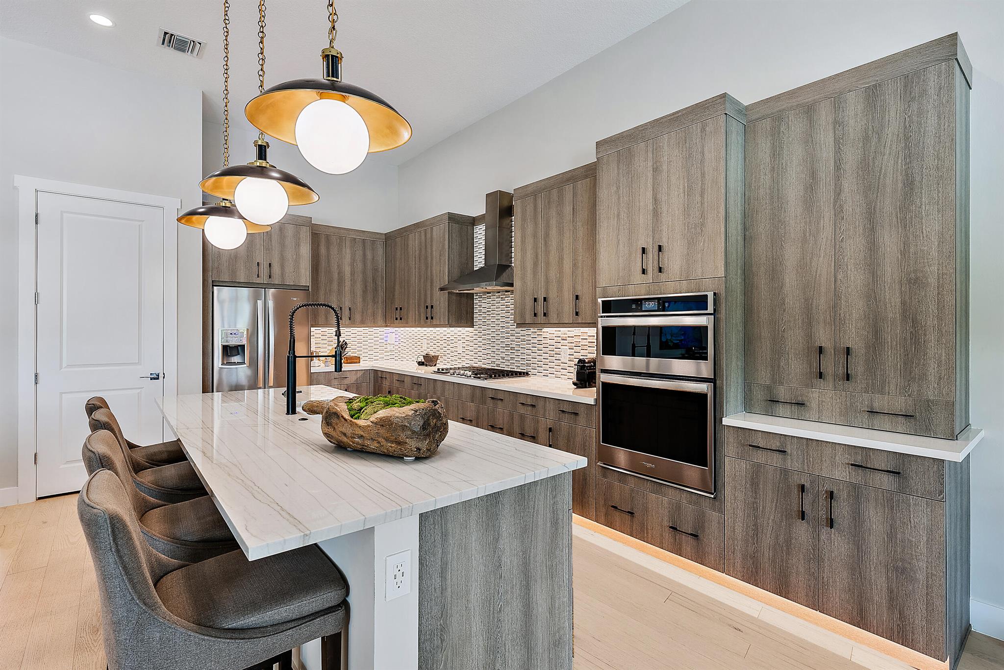 9171 Crestview Circle