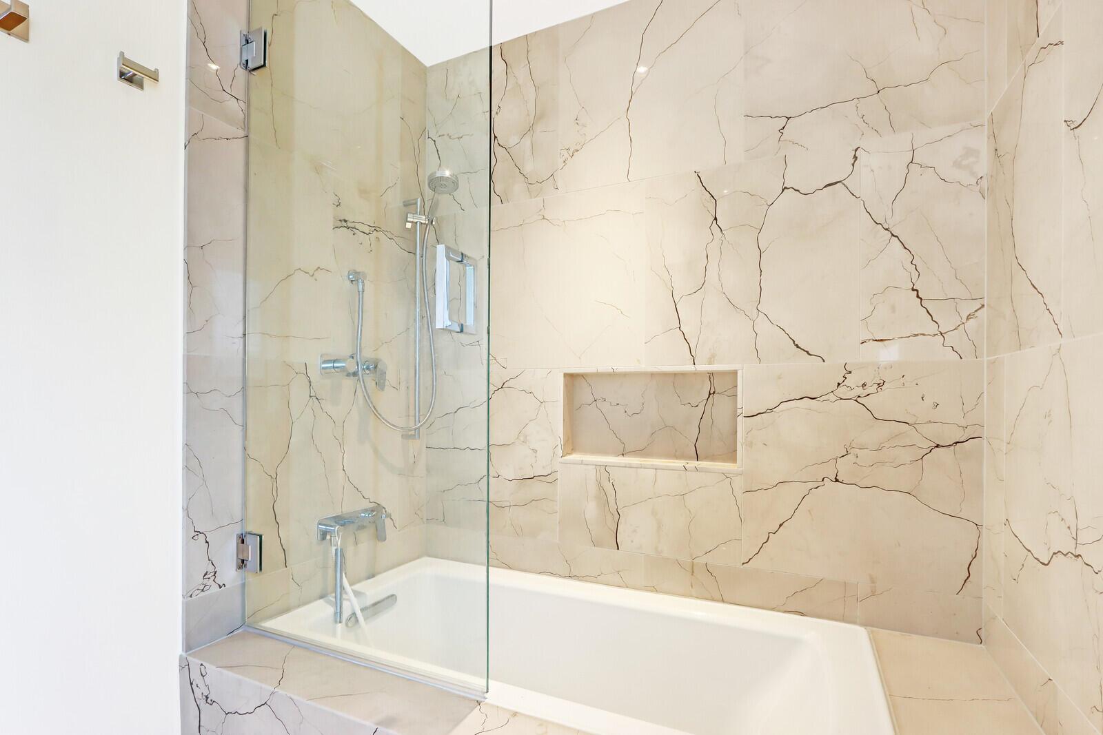 3550 S Ocean Boulevard Unit: 7e