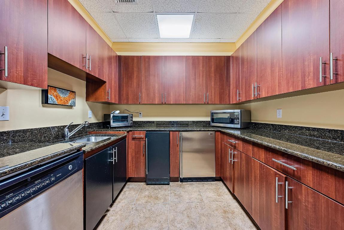 4907 Midtown Lane Unit: 1115