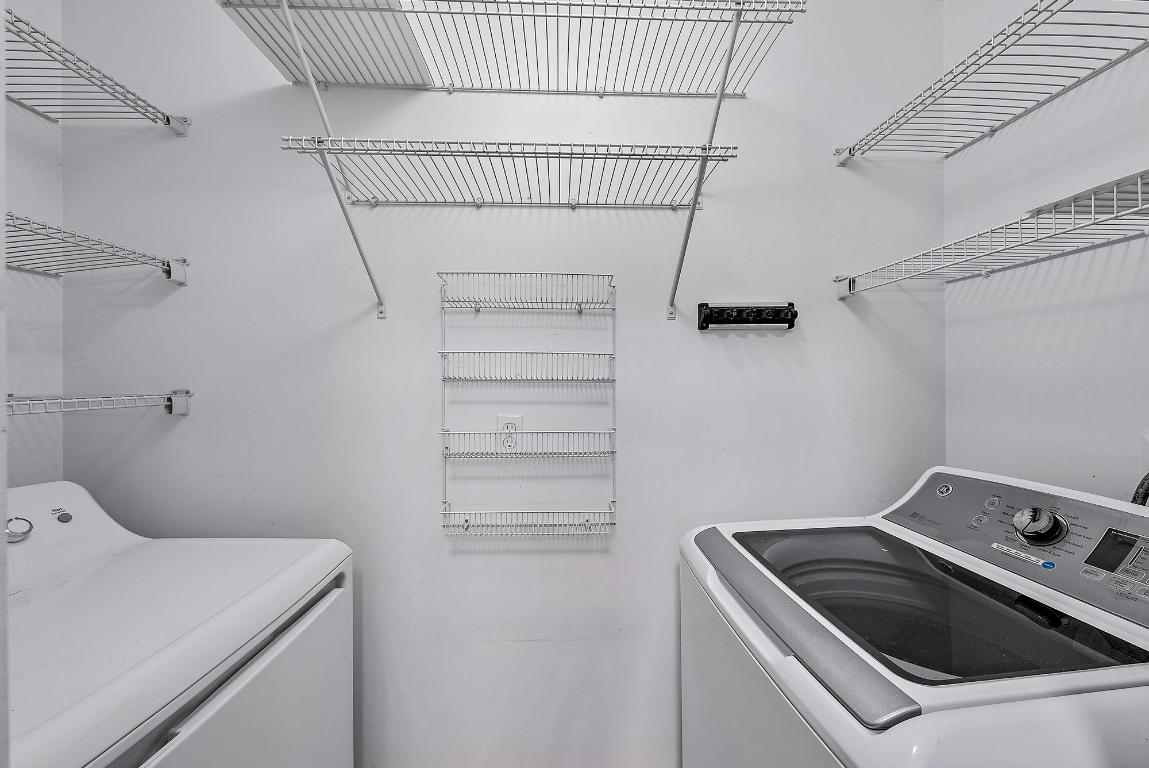 4907 Midtown Lane Unit: 1115