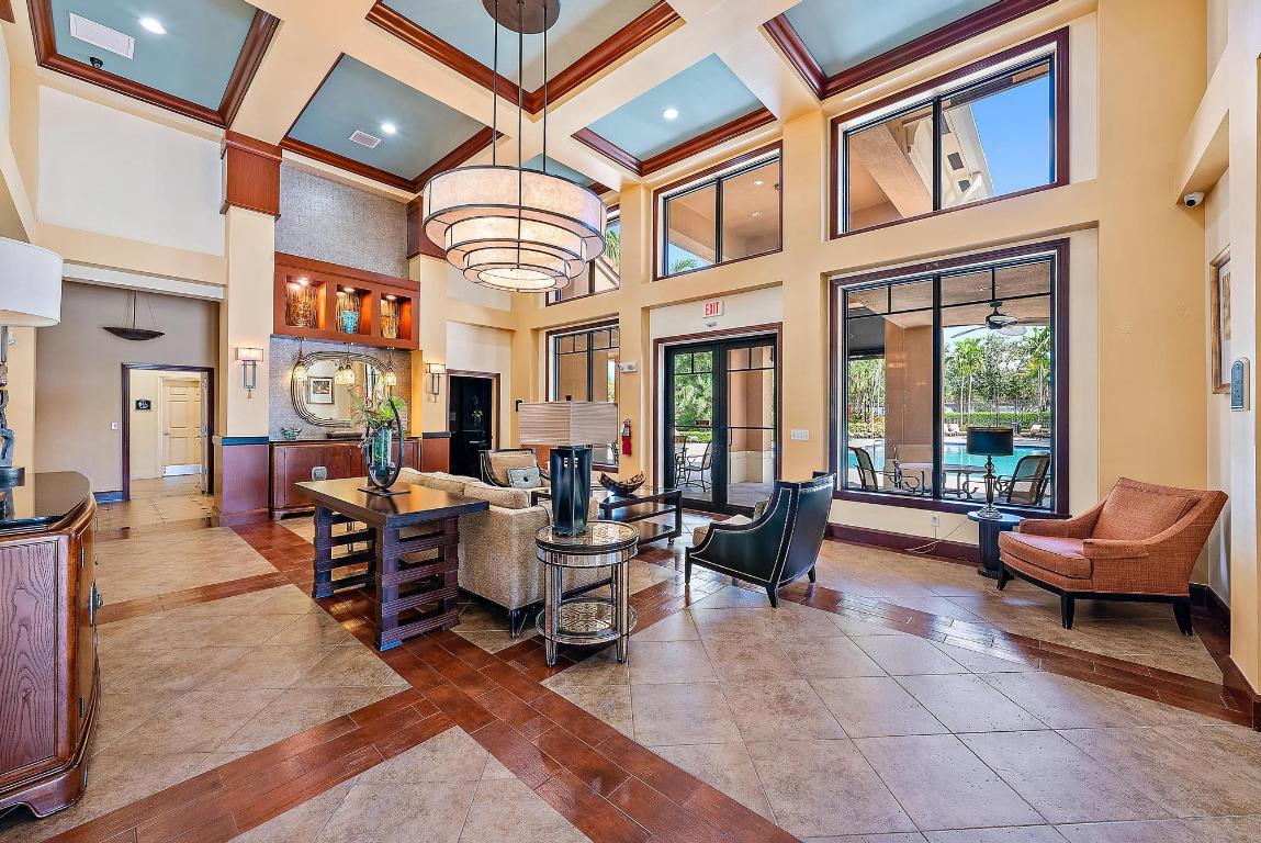 4907 Midtown Lane Unit: 1115