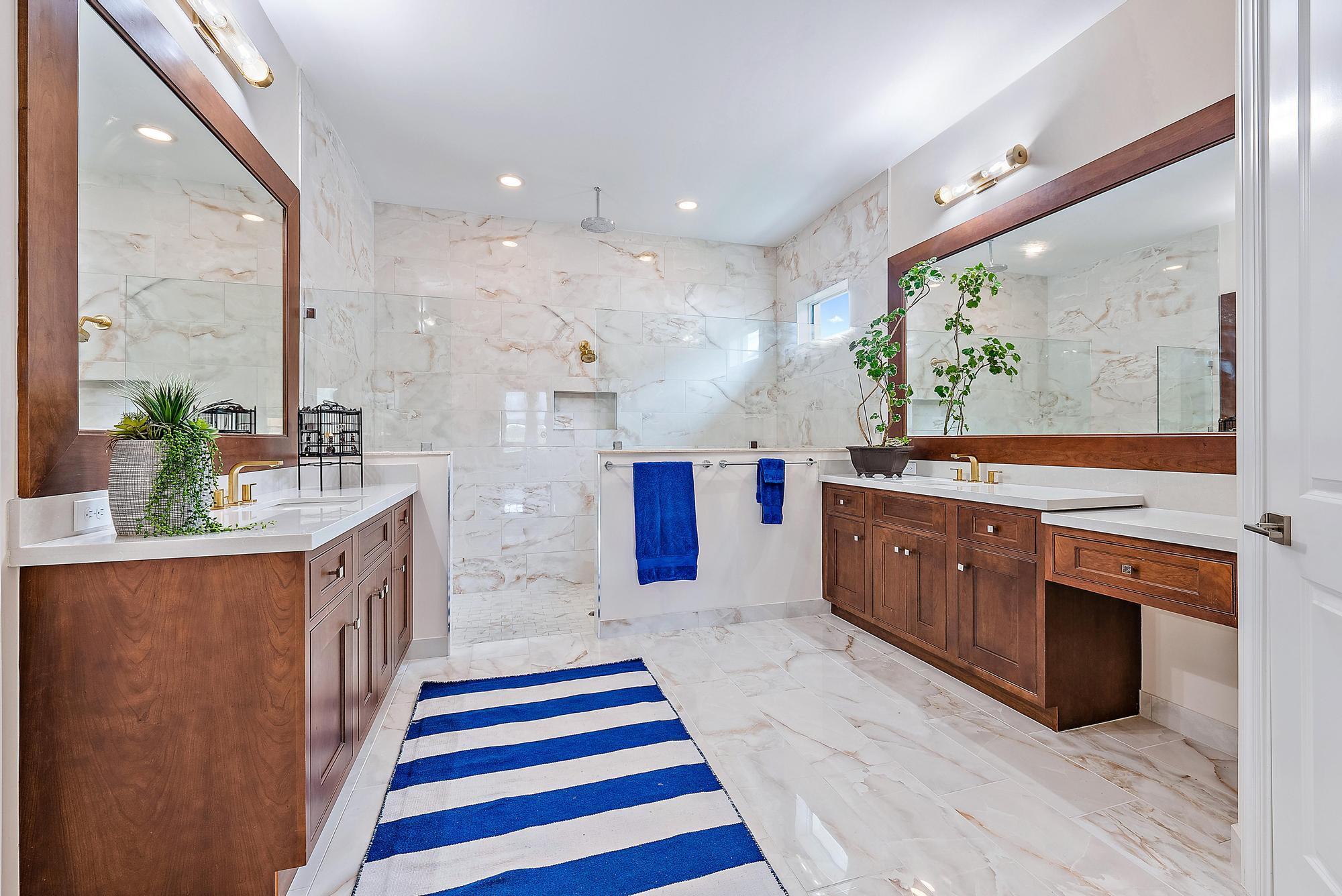 9158 Crestview Circle