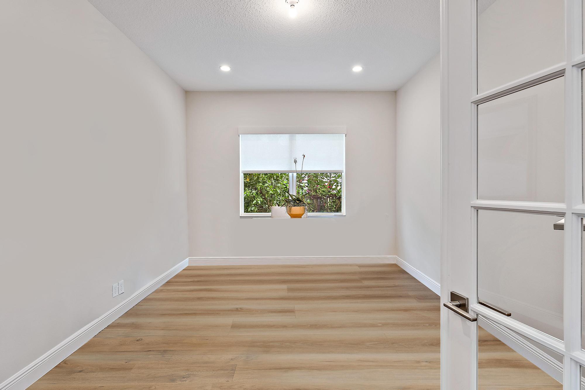 9158 Crestview Circle