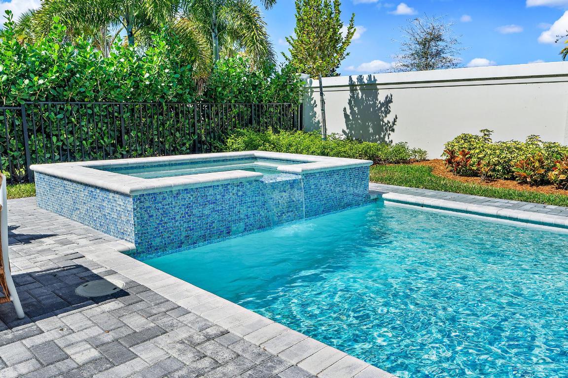 12412 Nautilus Circle