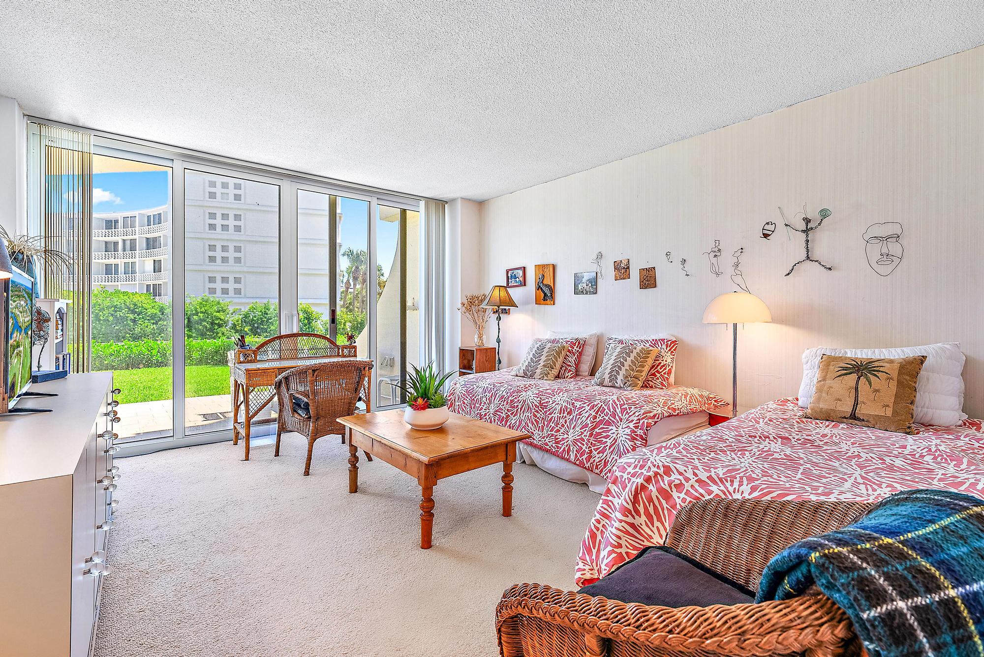 2773 S Ocean Boulevard 115