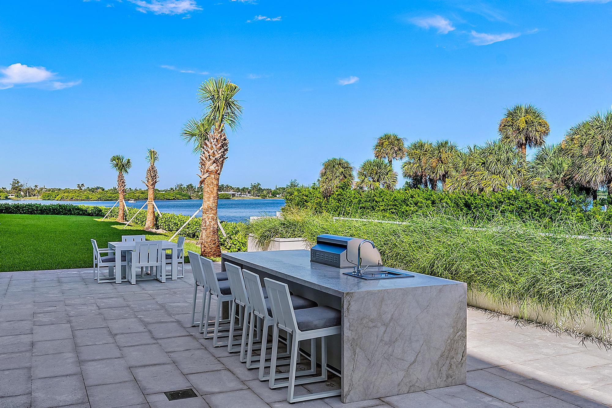 2773 S Ocean Boulevard 115