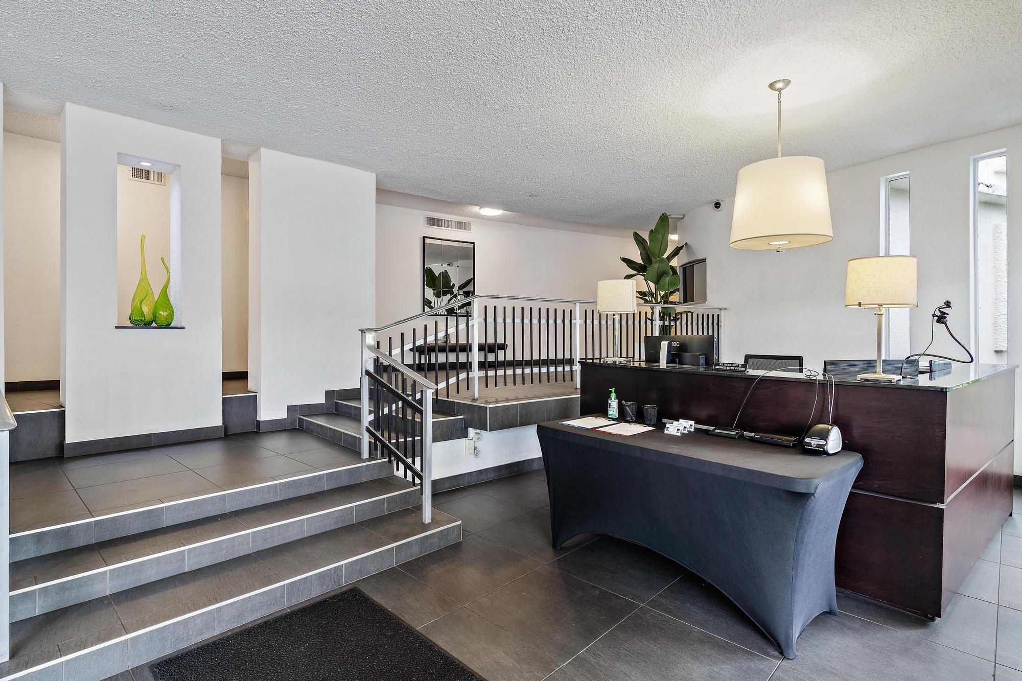 2760 S Ocean Boulevard 206