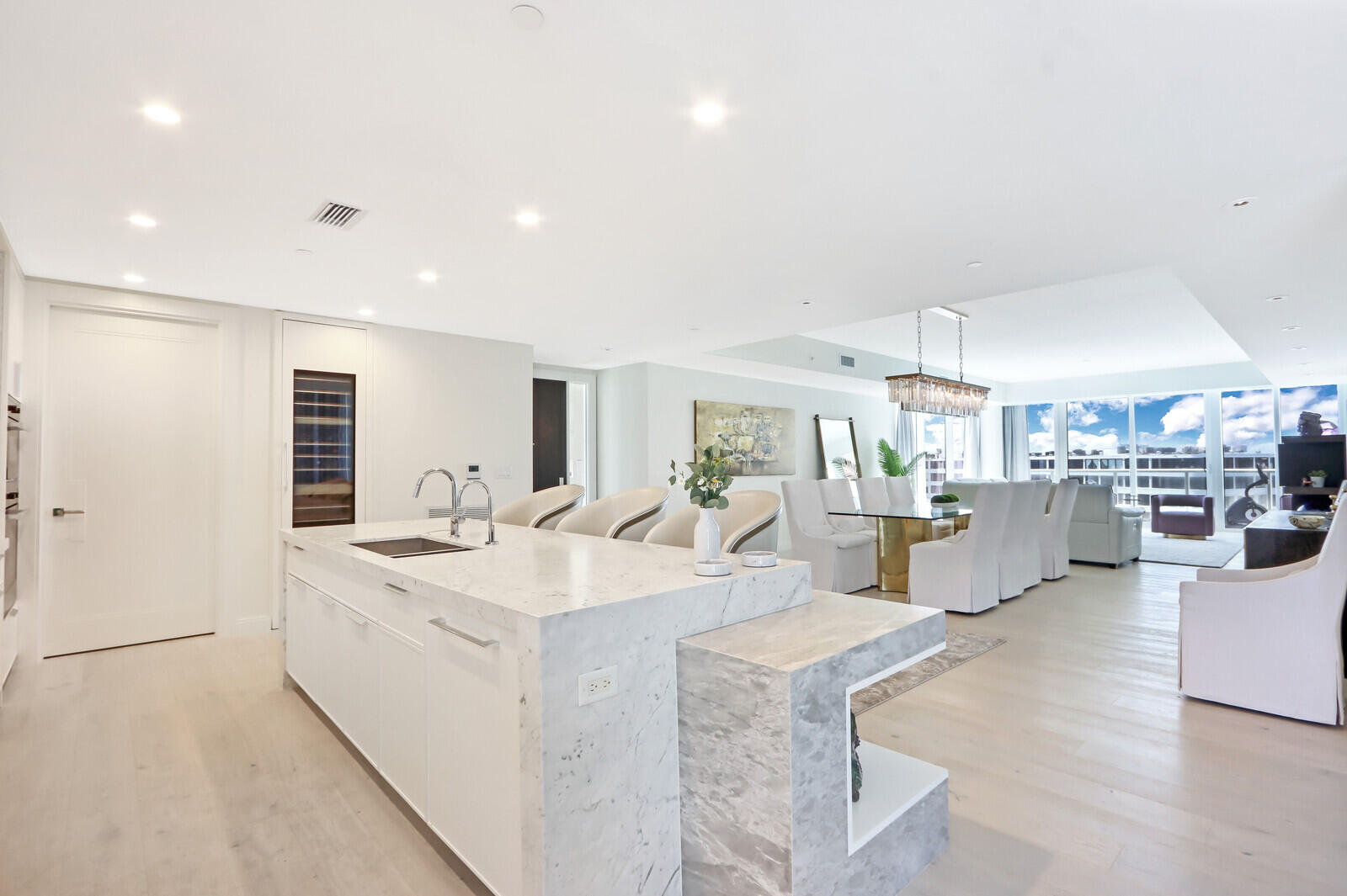 3550 S Ocean Boulevard 7e