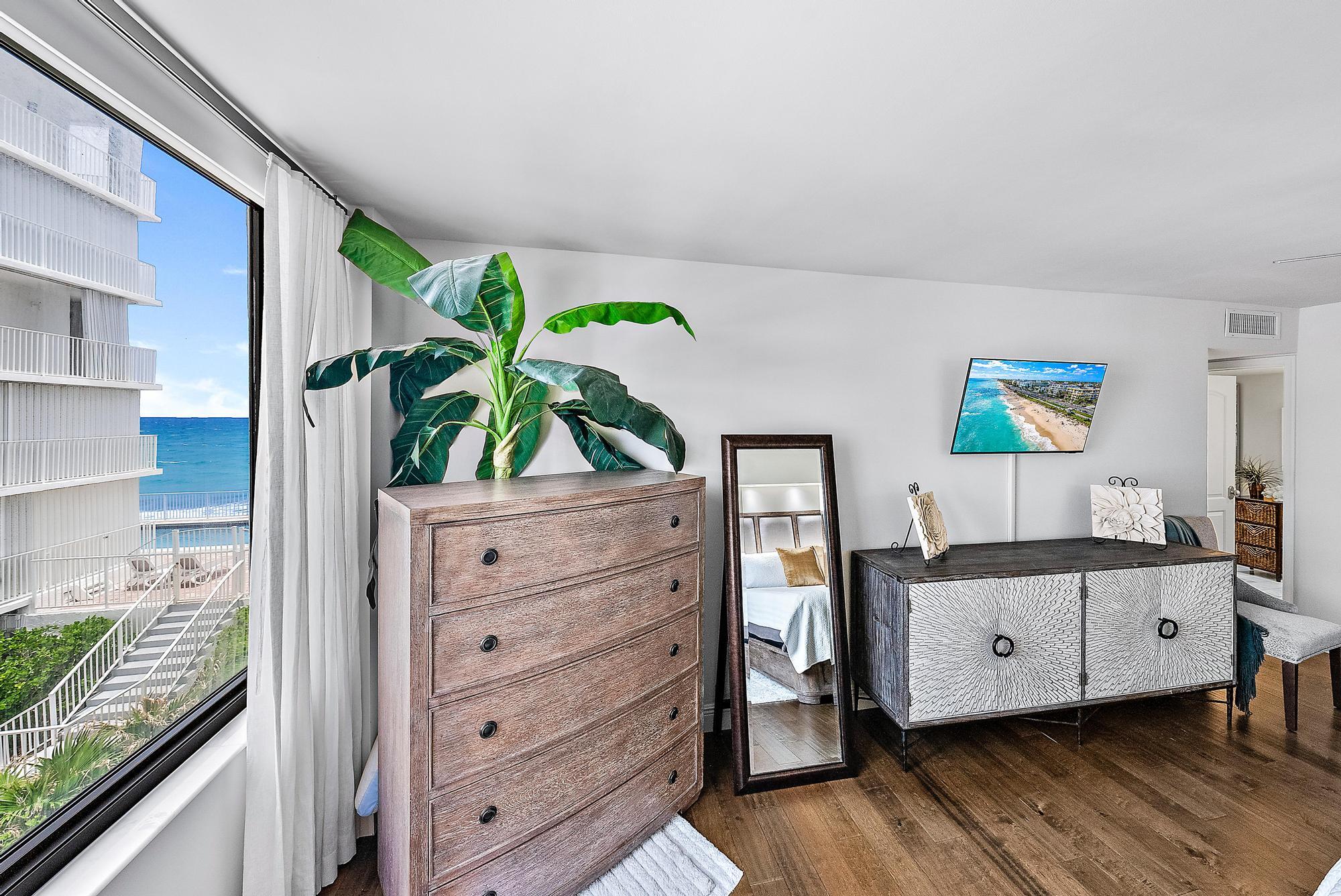 3590 S Ocean Boulevard 301