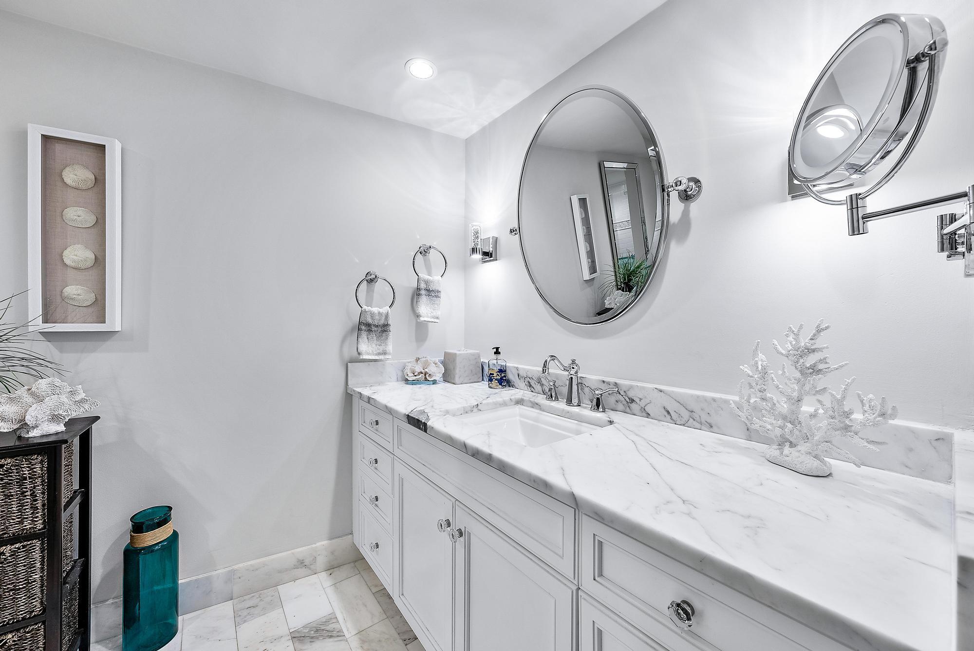 3590 S Ocean Boulevard 301