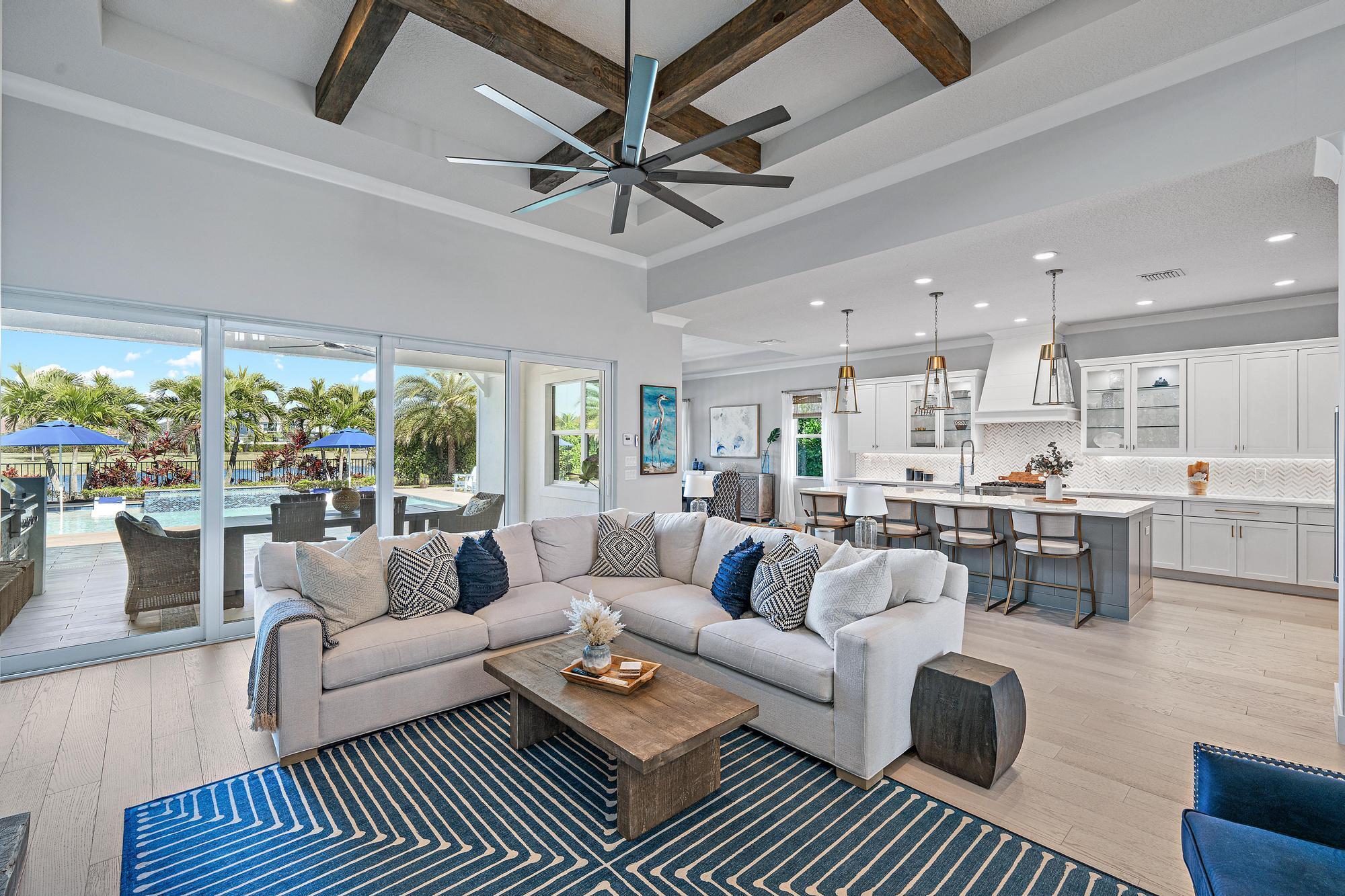 9174 Crestview Circle