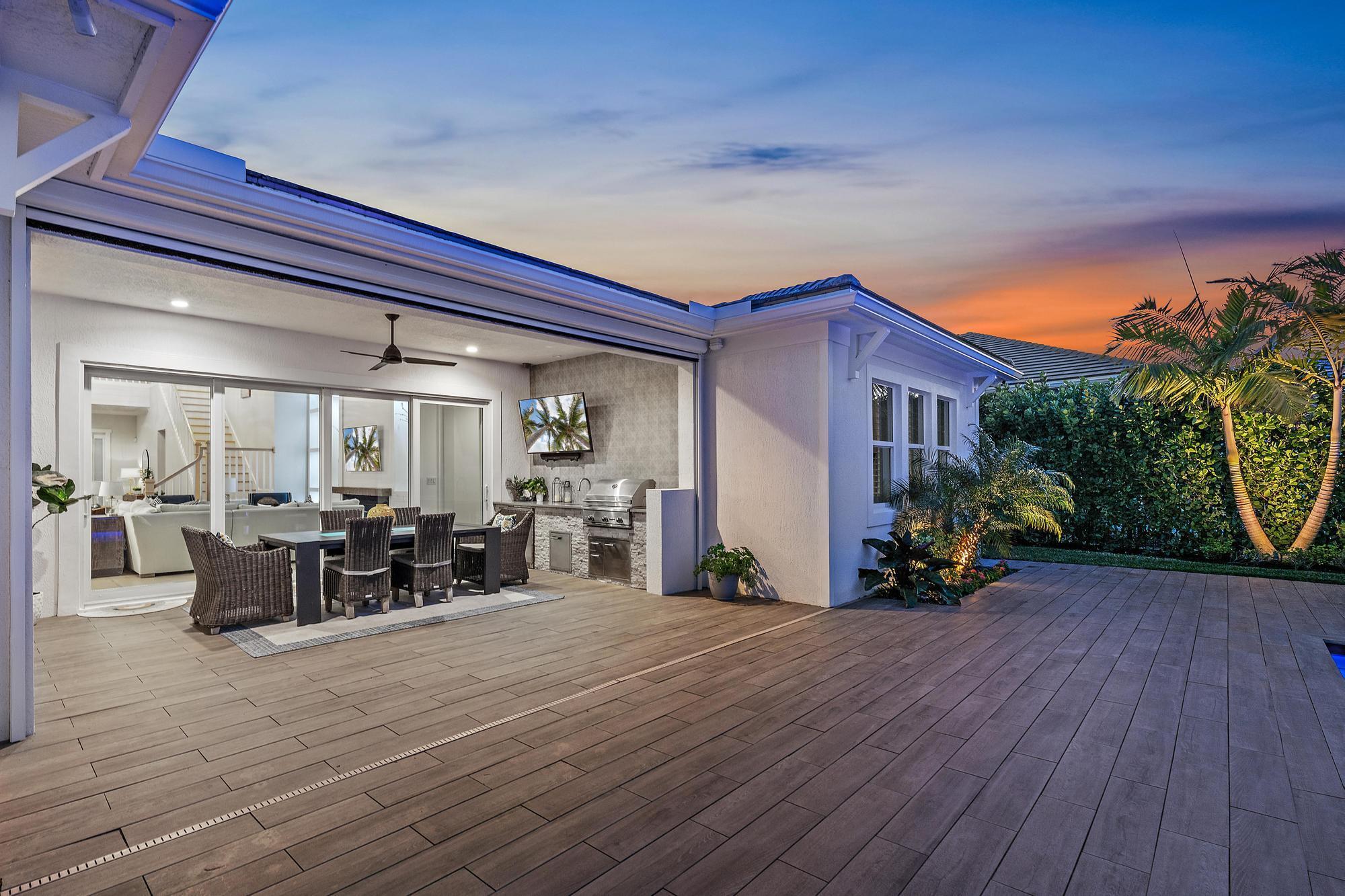 9174 Crestview Circle