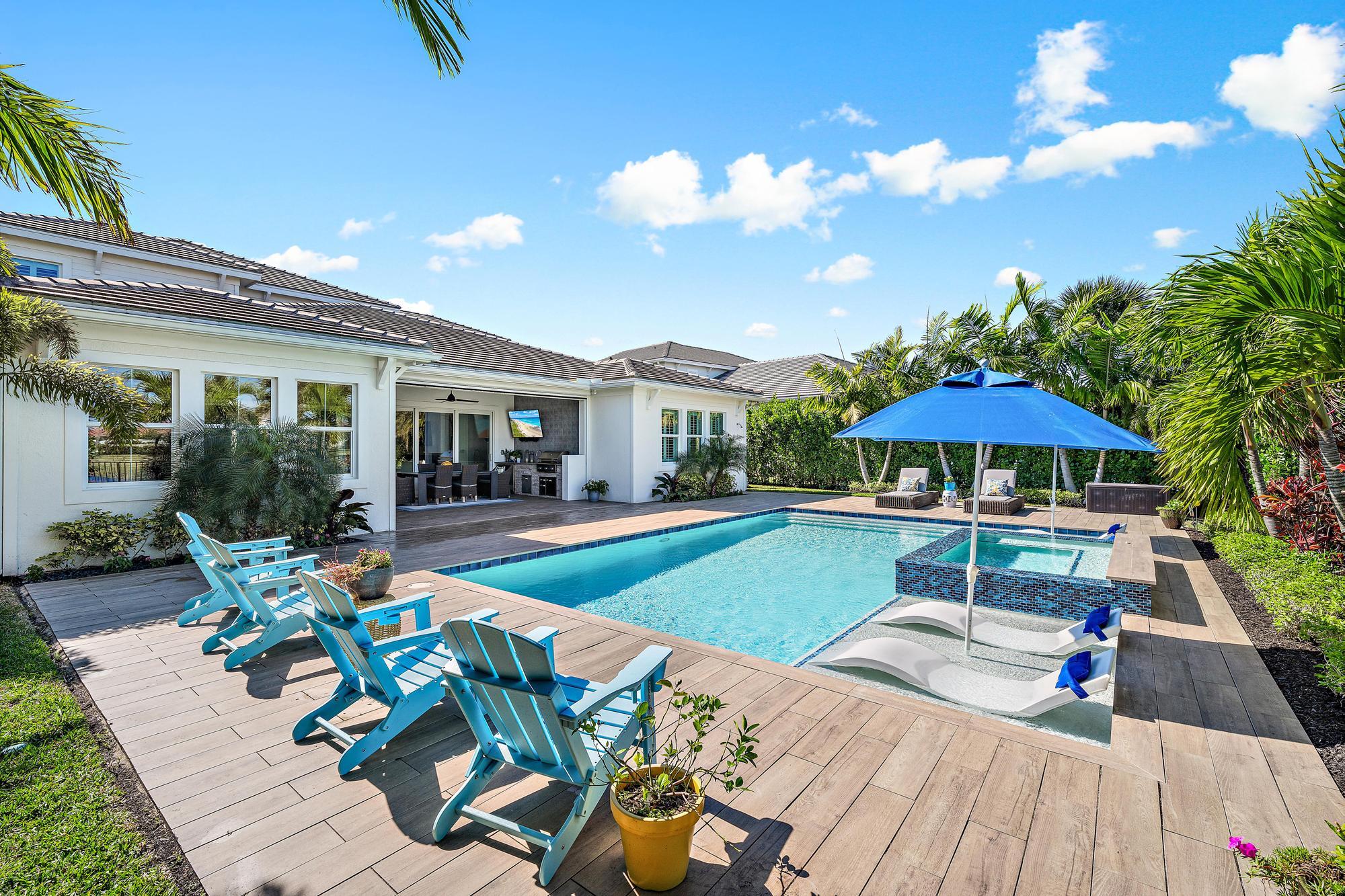 9174 Crestview Circle